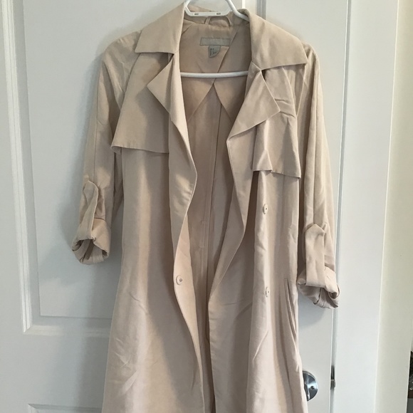 H&M trench coat, women’s size US 2 - Picture 2 of 3